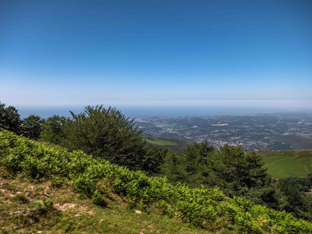 panoramique depuis le train de la rhune