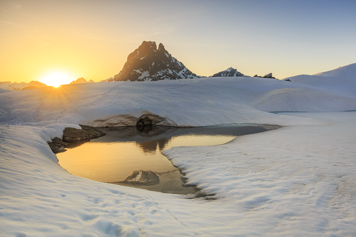 les pyrenees par ronan lambert